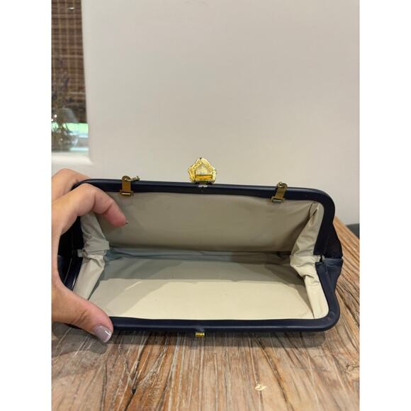 Vintage Navy Blue Clutch Purse with Gold Rose Clasp – Classic Evening Bag - Picture 5 of 6